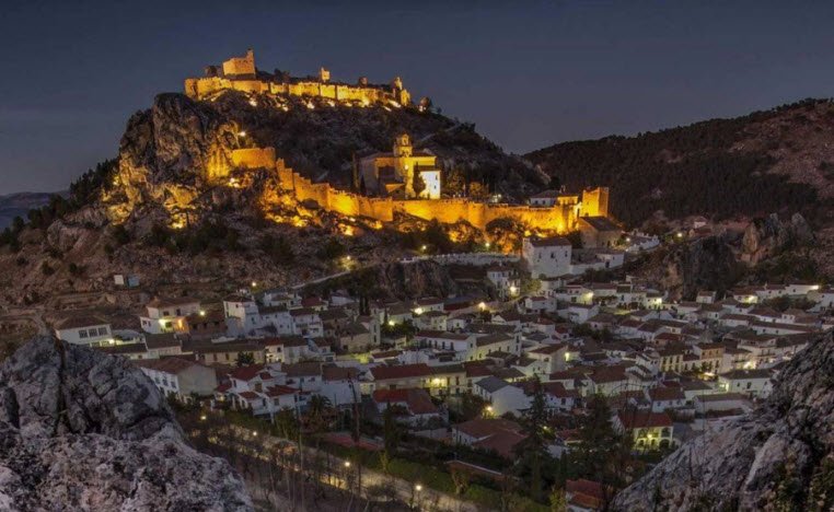 Castell de Maús, Spain